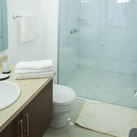 Apartamento Amoblado En El Laguito